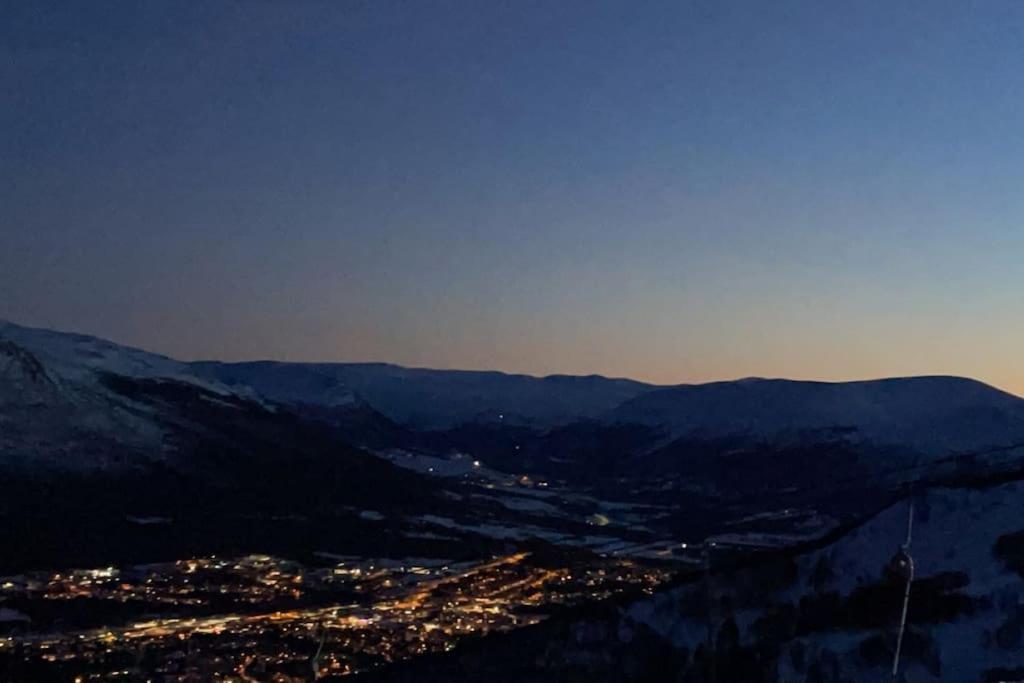 Апартаменты Koselig Leilighet , Med Parkering Og Ski In &Out. Оппдал Экстерьер фото